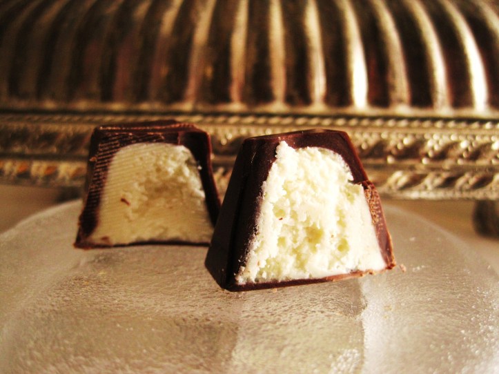 Cioccolato Lombardo - cross-section of the "Coconut Giandjuga"