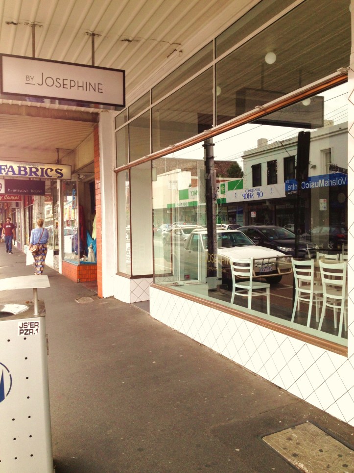 Macarons by Josephine - the shop front