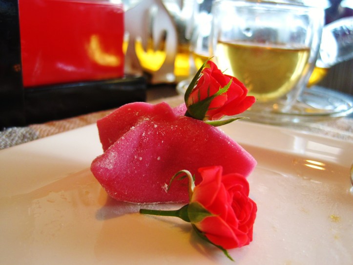 Intercontinental Hong Kong - the Red Box Chinese Afternoon Tea - the sweet nibbles