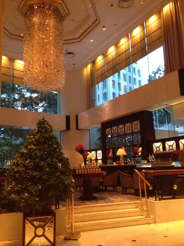 Island Shangri La Hong Kong - the setting